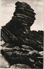 St Jean de Luz La Pile d'Assiettes France -
													64 Pyrénées Atlantiques
												