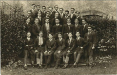 Carte photo Pau Promo 1927 1930 garcons à Pau