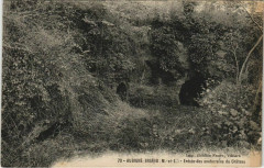 Aubigne-Briand Entree des souterrains du Chateau -
													49 Maine et Loire
												