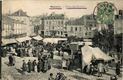 Mayenne Place du Marché à Mayenne