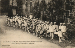 La Fanfare des Petits Orphelins de Saint-Georges de Lisle -
													53 Mayenne
												