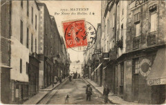 Mayenne - Rue Neuve des Halles à Mayenne
