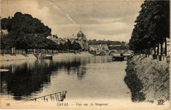 Laval-Vue sur la Mayenne à Mayenne