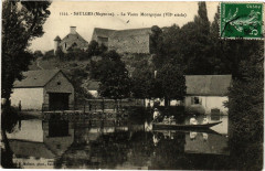 Saugles .- Le vieux montguyon -
													53 Mayenne
												