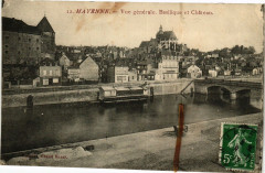 Mayenne-Vue générale-Basilique et Cháteau à Mayenne