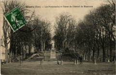 Gisors - Les Promenades et Statue du General de Blanmont à Gisors