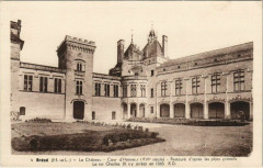 Breze Le Chateau Cour d'Honneur -
													49 Maine et Loire
												