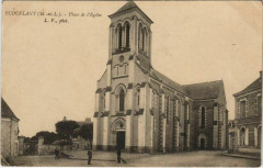 Ecouflant Place de l'Eglise