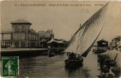 Palavas-les-Flots Retour de la Peche vue prise de la Jetée à Palavas-les-Flots