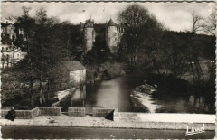 Beaupreau Panomrama des Cascades vers le Chateau -
													49 Maine et Loire
												