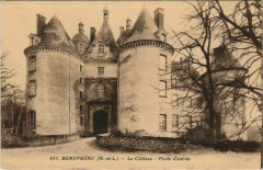 Beaupreau Le Chateau Porte d'entrée -
													49 Maine et Loire
												