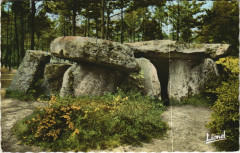 Env. De Bauge Dolmen de Pierre Couverte