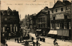 Brive - Place et Rue de l'Hotel-de-Ville