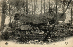 Monument Druidique - Paysage du Centre