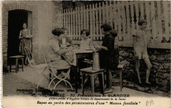 Preventorium du Glandier - Repas au Jardin -
													19 Corrèze
												