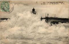 La Pallice - Rochelle La Jetée un Jour de Tempete