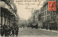 Carte postale ancienne Rue de Charenton
                                                                     à Paris 12e
                                