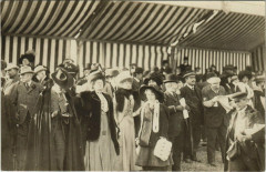 Paris (16e) carte photo probablement les Tribunes de Longchamps à Paris 16e