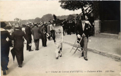 Paris fashion Champ de Courses d'Auteuil Toilettes d'Eté