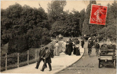 Carte postale ancienne Bois de Boulogne - La Pointe du Lac
                                                                     à Paris 16e
                                