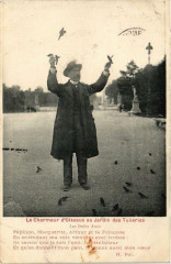 Paris Le Charmeur d'Oiseaux au Jardin des Tuileries
