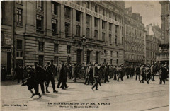 Paris Manifestation du 1er Mai. Devant la Bourse du Travail