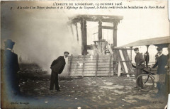 Emeute de Longchamp Enceinte - 14 octobre 1906 - A la suite d'un Départ douteux et de l'Affichage du Gagnant, le Public irrité brûle les Installations du Pari-Mutuel à Paris 16e
