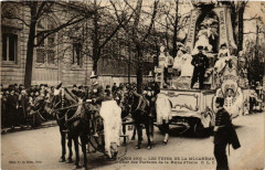 Paris Mi-Careme 1905 Char des Parfums de la Reine d'Italie