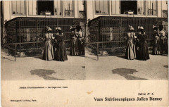 Carte postale ancienne Jardin d'Acclimatation - La Cage aux Ours
                                                                     à Neuilly-sur-Seine
                                