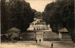 Saint-Cloud - Le Parc - Le Bassin du Fer-a-Cheval et la montée du à Saint-Cloud