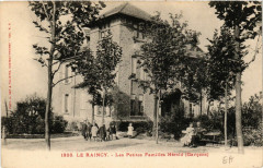 Le Raincy - Les Petites Familles Hérold (Garcons) au Raincy