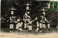 La Motte-Beuvron - Les Francs Gars de Sologne - Pyramides -
													41 Loir et Cher
												