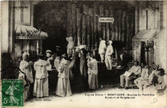 Le Mont-Dore Source du Panthéon Buveurs et Baigneuses à Mont-Dore