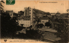 Chatel-Guyon Vue prise de la Place des Bains à Ris