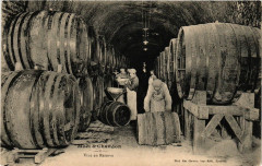 Moet & Chandon - Vins en Reserve -
													51 Marne
												
