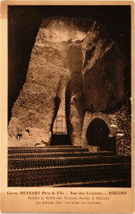 Cuves Ruinart Pere & Fils Rue des Crayeres Rheims-Escalier et