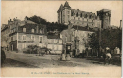 Pau Le Chateau et la Rue Marca France à Pau