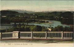 Pau Chaine des Pyrenees France à Pau