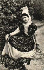 La Mothe-Saint-Heray Costume - La Mathaise -
													79 Deux Sèvres
												