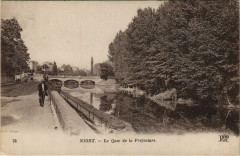 Niort Le Quai de la Prefecture à Niort