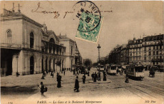 Carte postale ancienne La Gare et le Boulevard Montparnasse
                                                                     à Paris 14e
                                