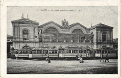 Carte postale ancienne La Gare Montparnasse
                                                                     à Paris 6e
                                