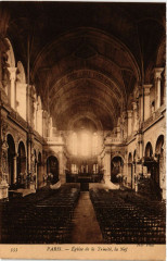 Paris 9e Eglise de la Trinite. la Nef à Paris 9e