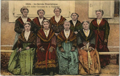 Les Plus Riches Costumes de la Tarentaise - Femmes - Types