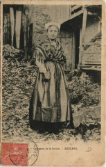 Areches Costumes de la Savoie - Femme - Type -
													73 Savoie
												