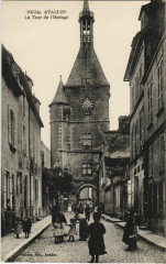 Avallon La Tour de l'Horloge France à Avallon