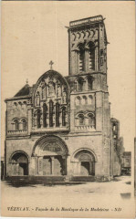 Vezelay Facade de la Basilique de la Madeleine France -
													89 Yonne
												