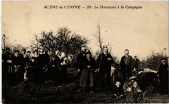 Scene du Centre Le Dimanche a la Campagne Folklore