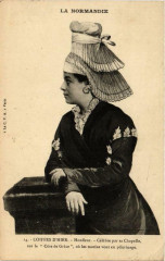 La Normandie Coiffes d'Hier Folklore
