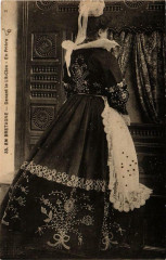 En Bretagne Devant le Lit-Clos - En Priere Folklore